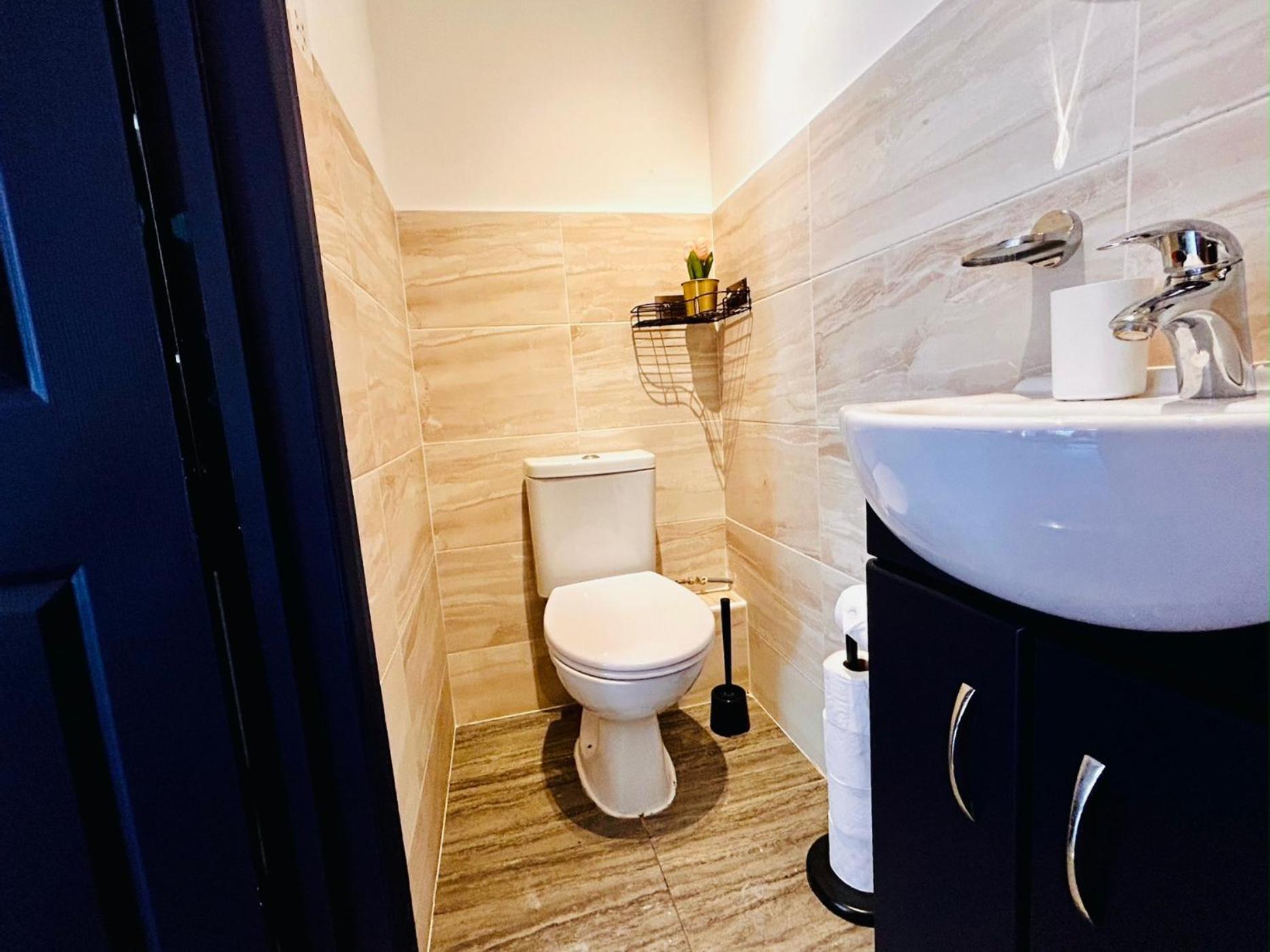 Rest Boutique Acton Hotel de apartamente *